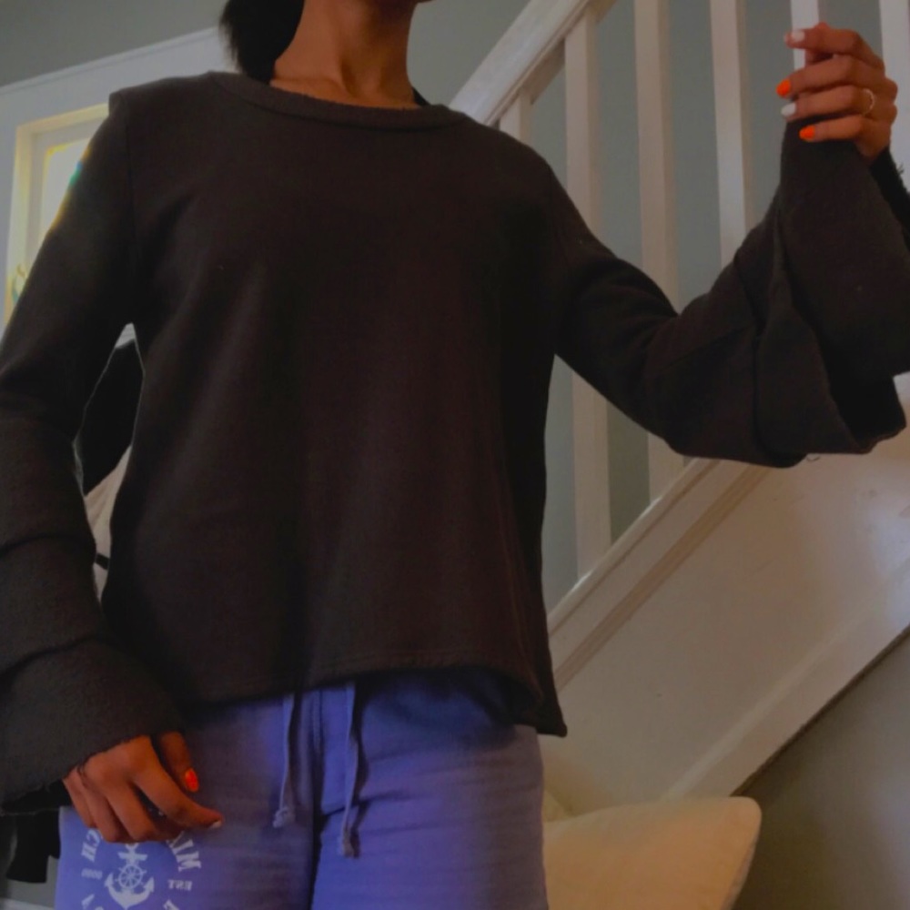 Sweater with Ruffled Sleeves